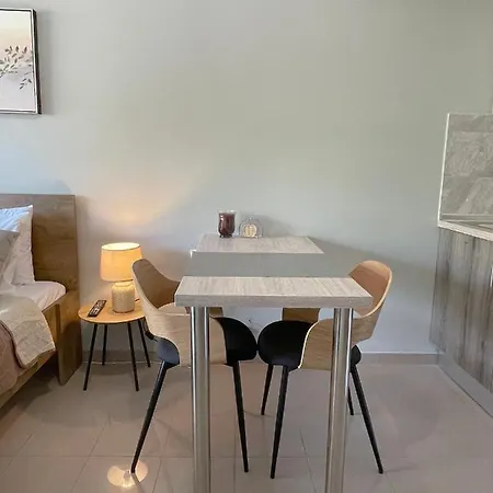 Apartment Rhodes Central: King Bed Studio Rhodes City