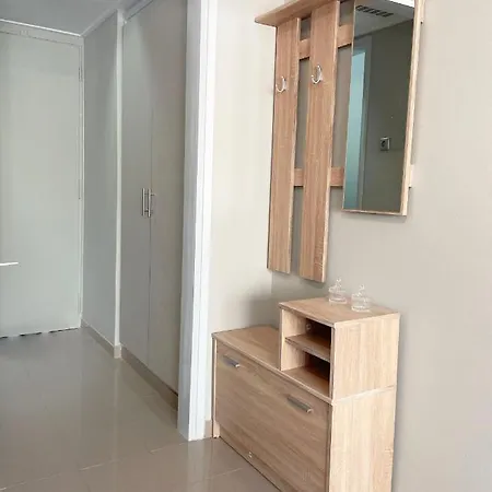 Rhodes Central: King Bed Studio